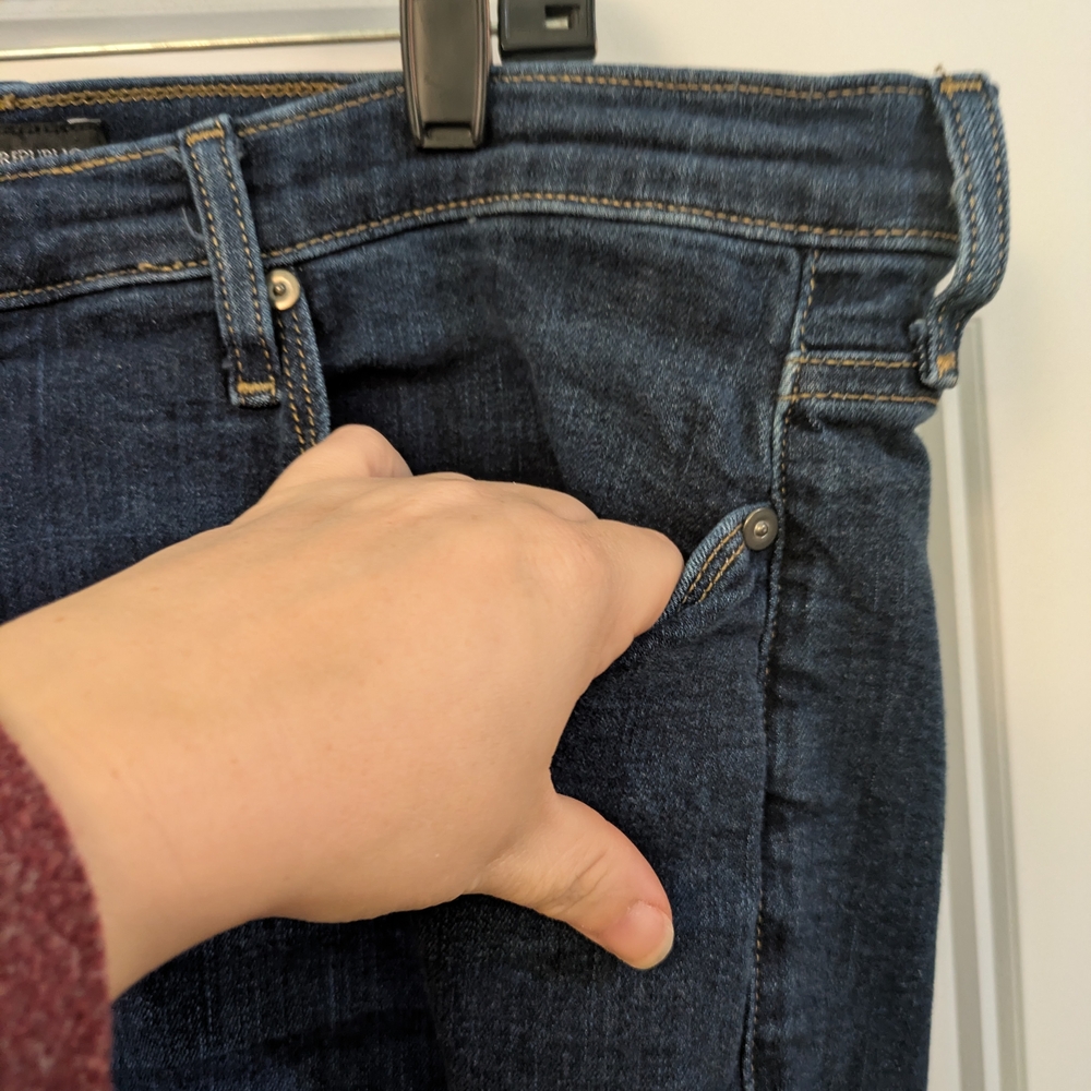 Banana Republic Mid-rise, skinny, Dark Blue Jeans, size 18 - Picture 2 of 11